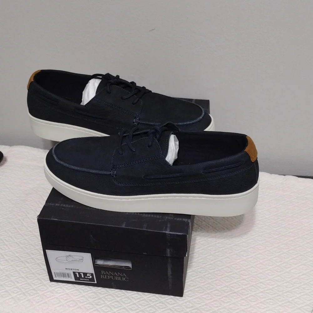 Banana Republic Morton Navy Nubuck Leather Boat Shoe